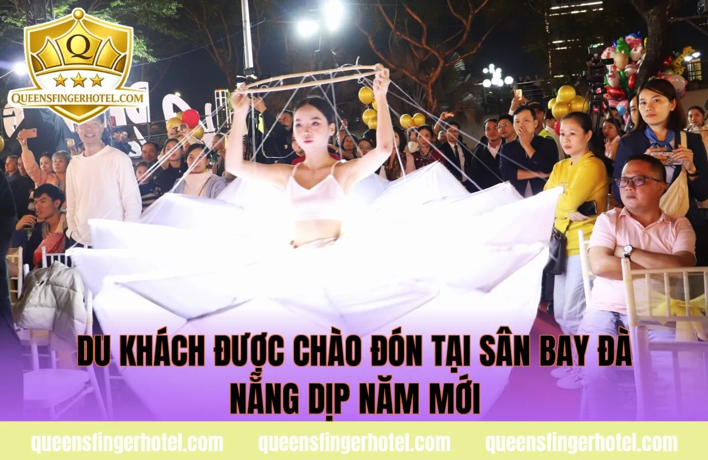 du khách được chào đón tại sân bay Đà Nẵng dịp năm mới