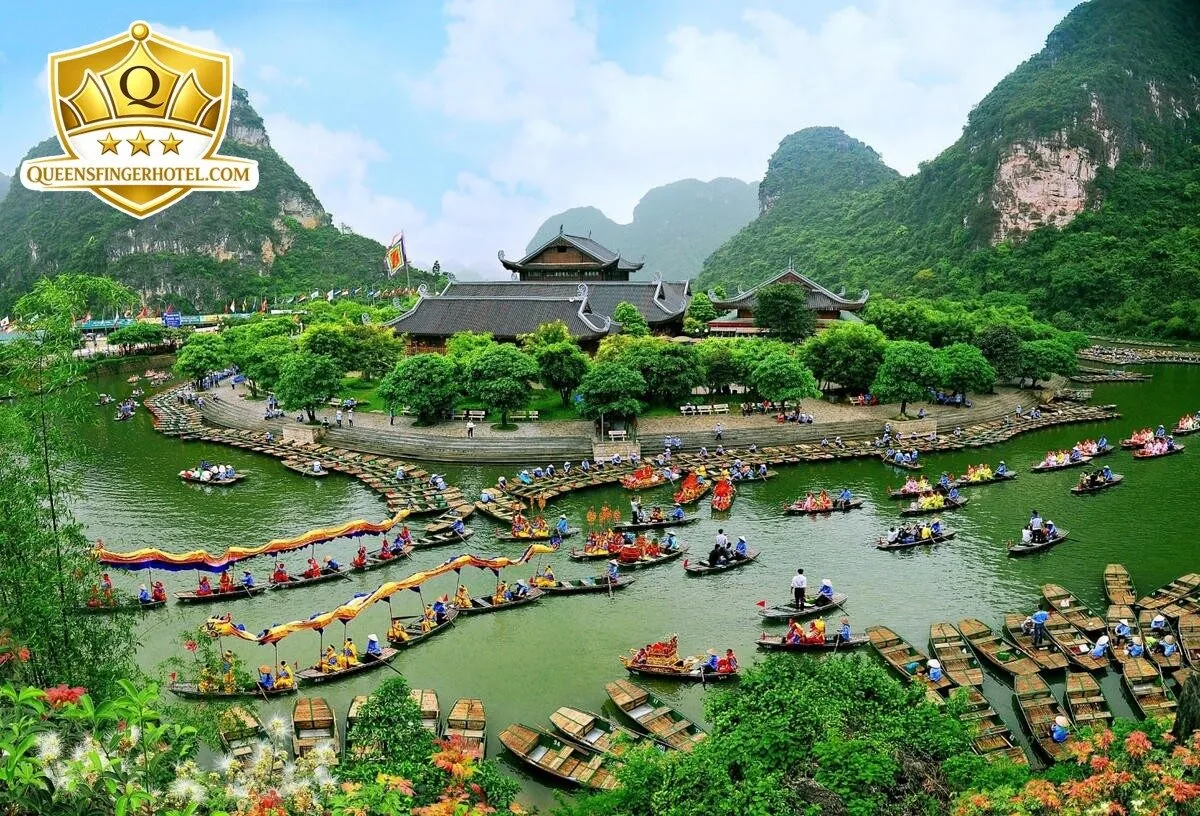 Thành phố Đà Nẵng hiện đại bên sông Hàn và những cây cầu nổi tiếng